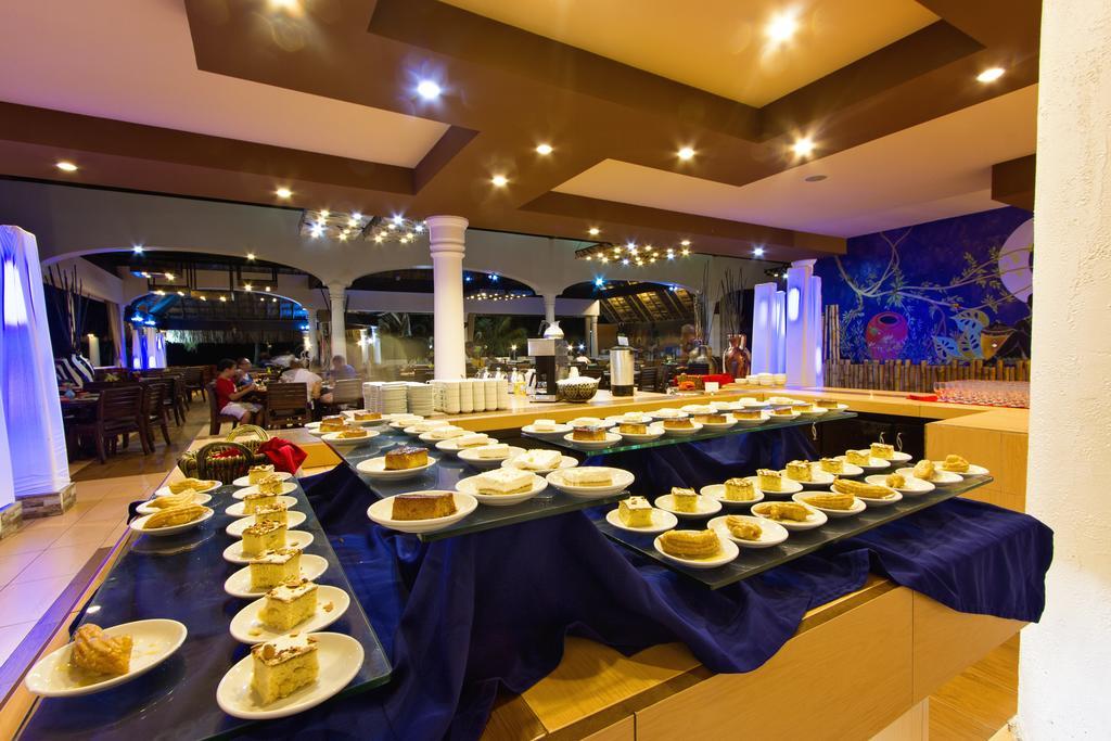 Hotel Palma Real Sambo Creek ภายนอก รูปภาพ