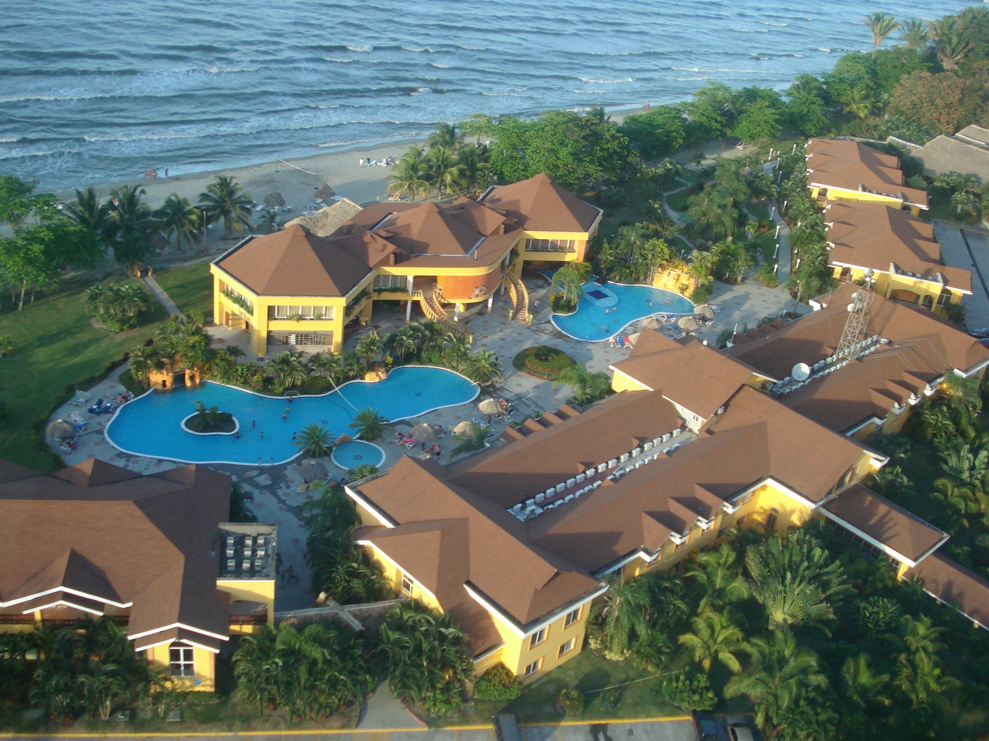 Hotel Palma Real Sambo Creek ภายนอก รูปภาพ