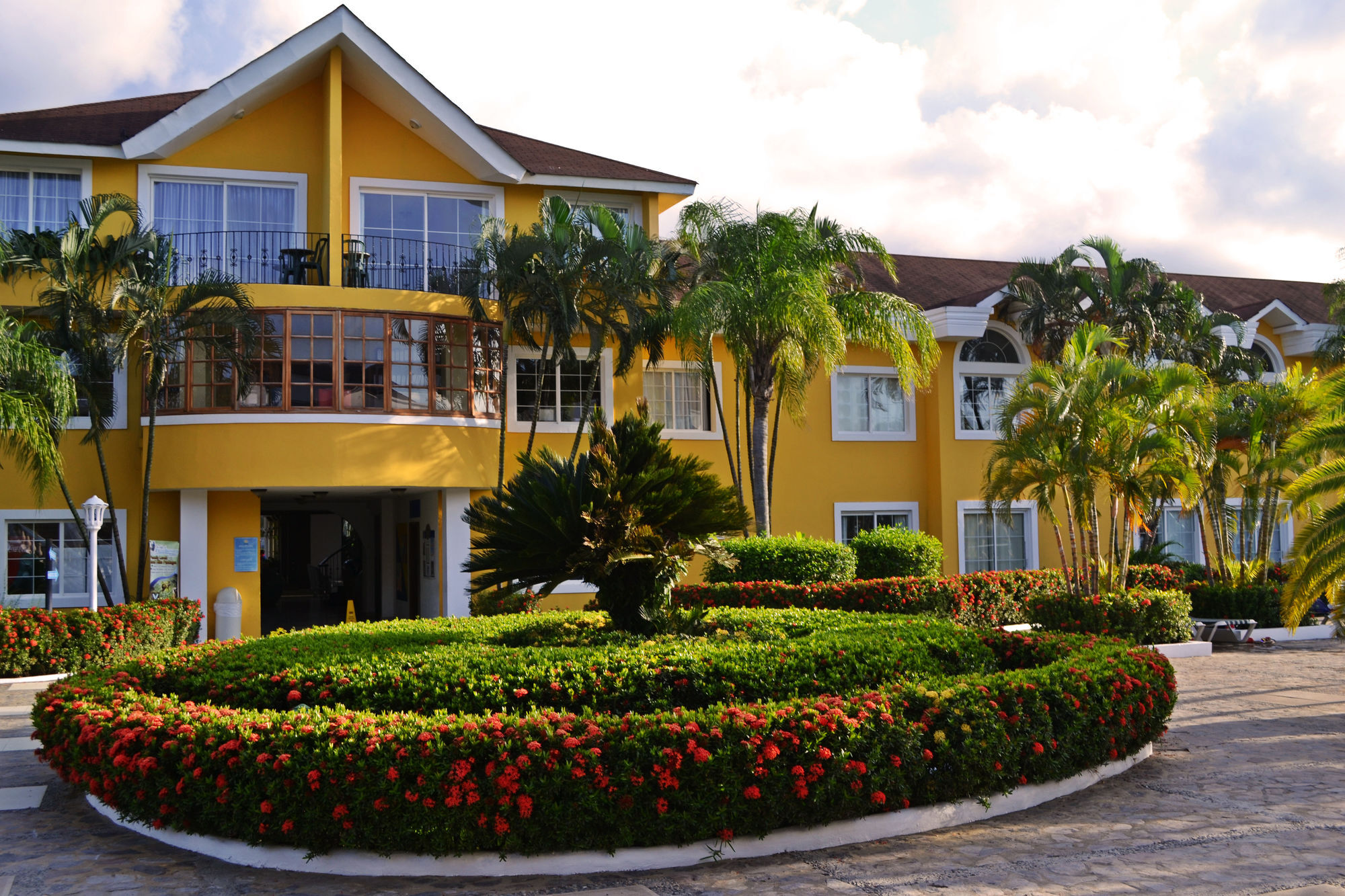 Hotel Palma Real Sambo Creek ภายนอก รูปภาพ